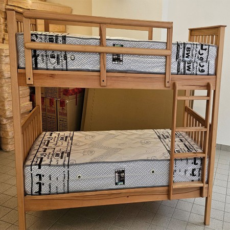 Jugendbett / Etagenbett / Doppelbett aus Buchenholz – Stabilität und Stil in Einem